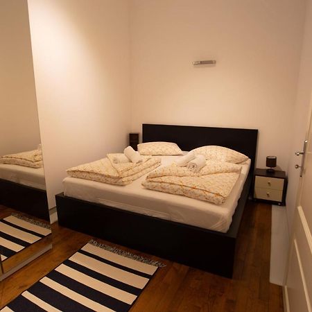 Alessia Apartment In The Old Town Timisoara Bagian luar foto